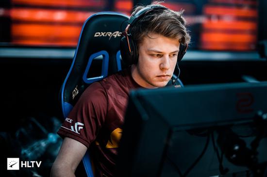 Anyone's Legend 赢得了比赛，并确认晋级2025 LPL 淘汰赛的第一阶段